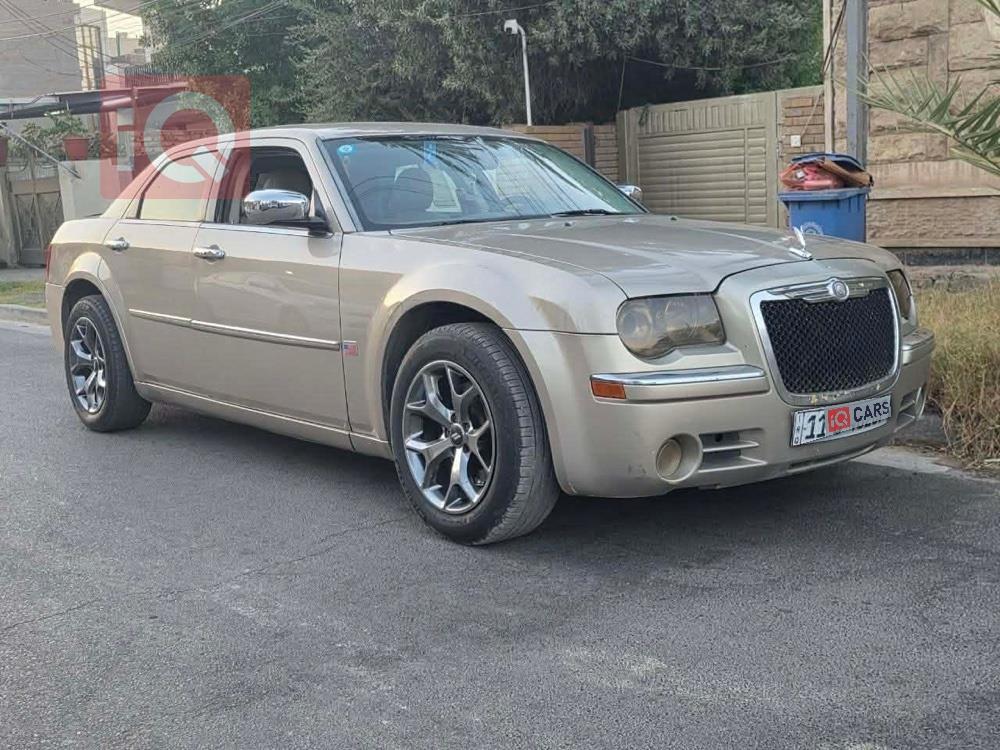 كرايسلر 300